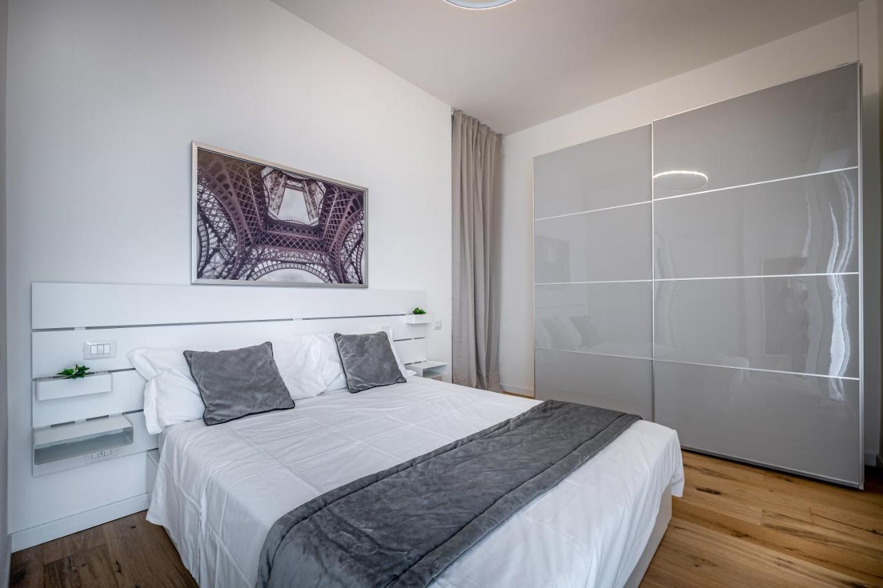 Yid Penthouse Design Apt Novoli Apartamento Florencia